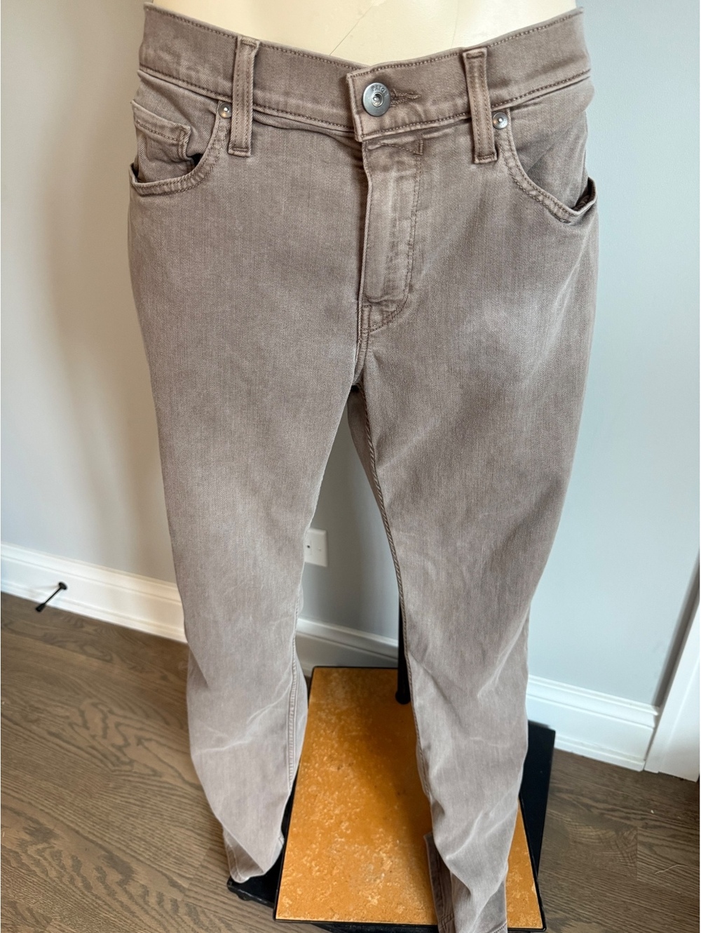 PAIGE Men's Straight Jeans Size 33 in Taupe